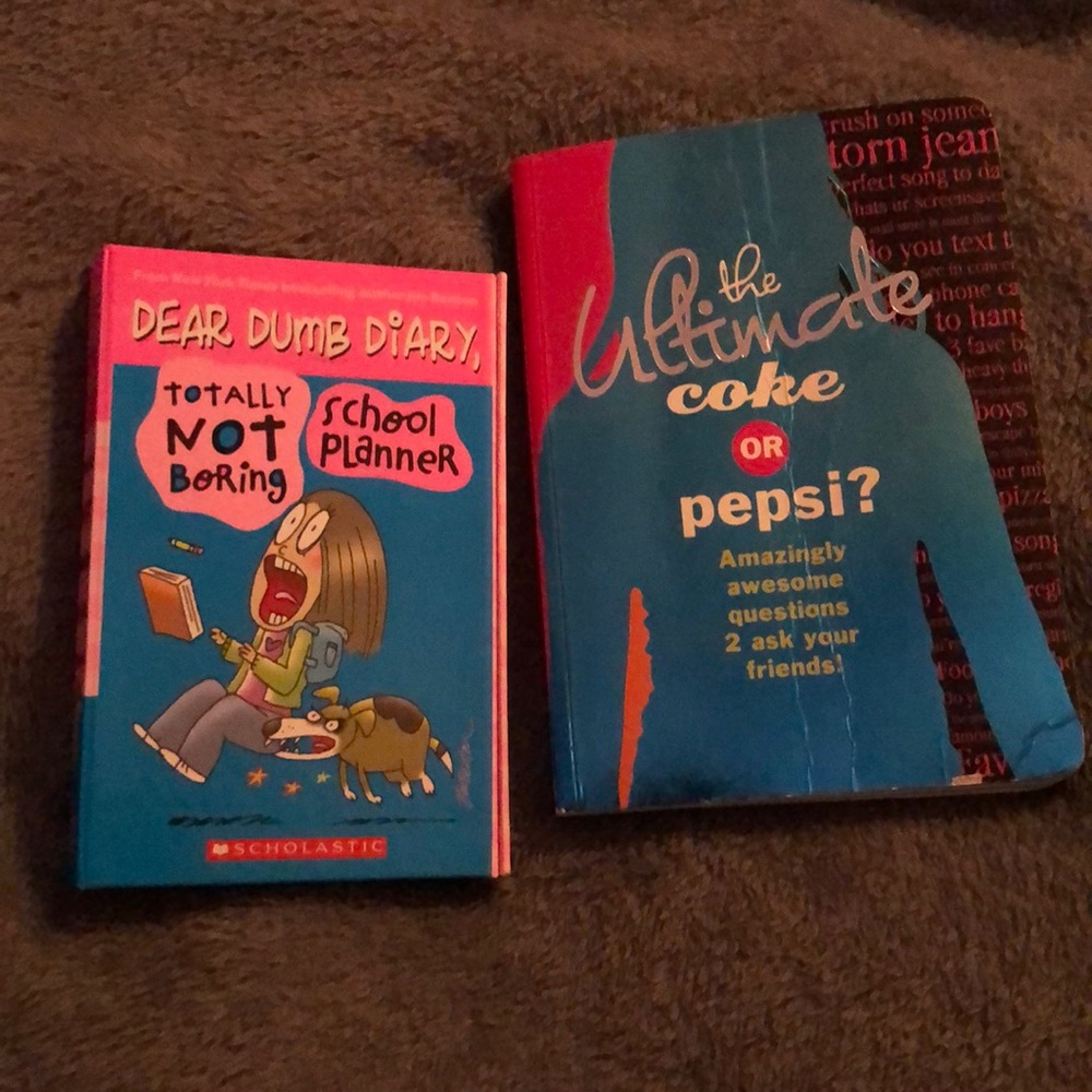 Pair of Books 📚
